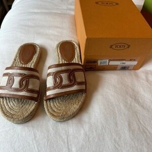 Tod's Kate Raffia Sandals